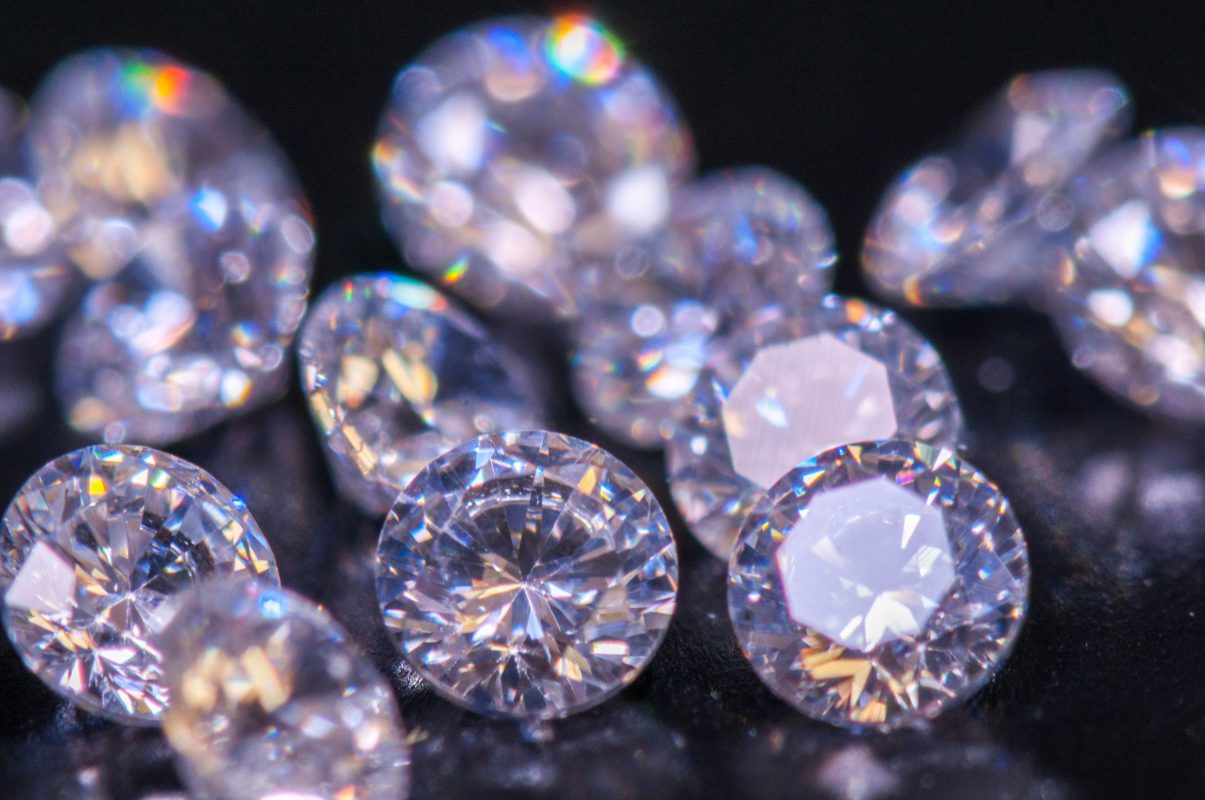 الماس آگرا و الماس های صورتی