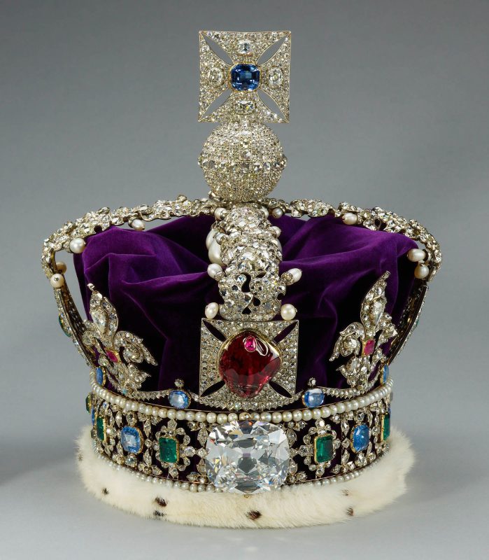 تاج سلطنتی ملکه الیزابت